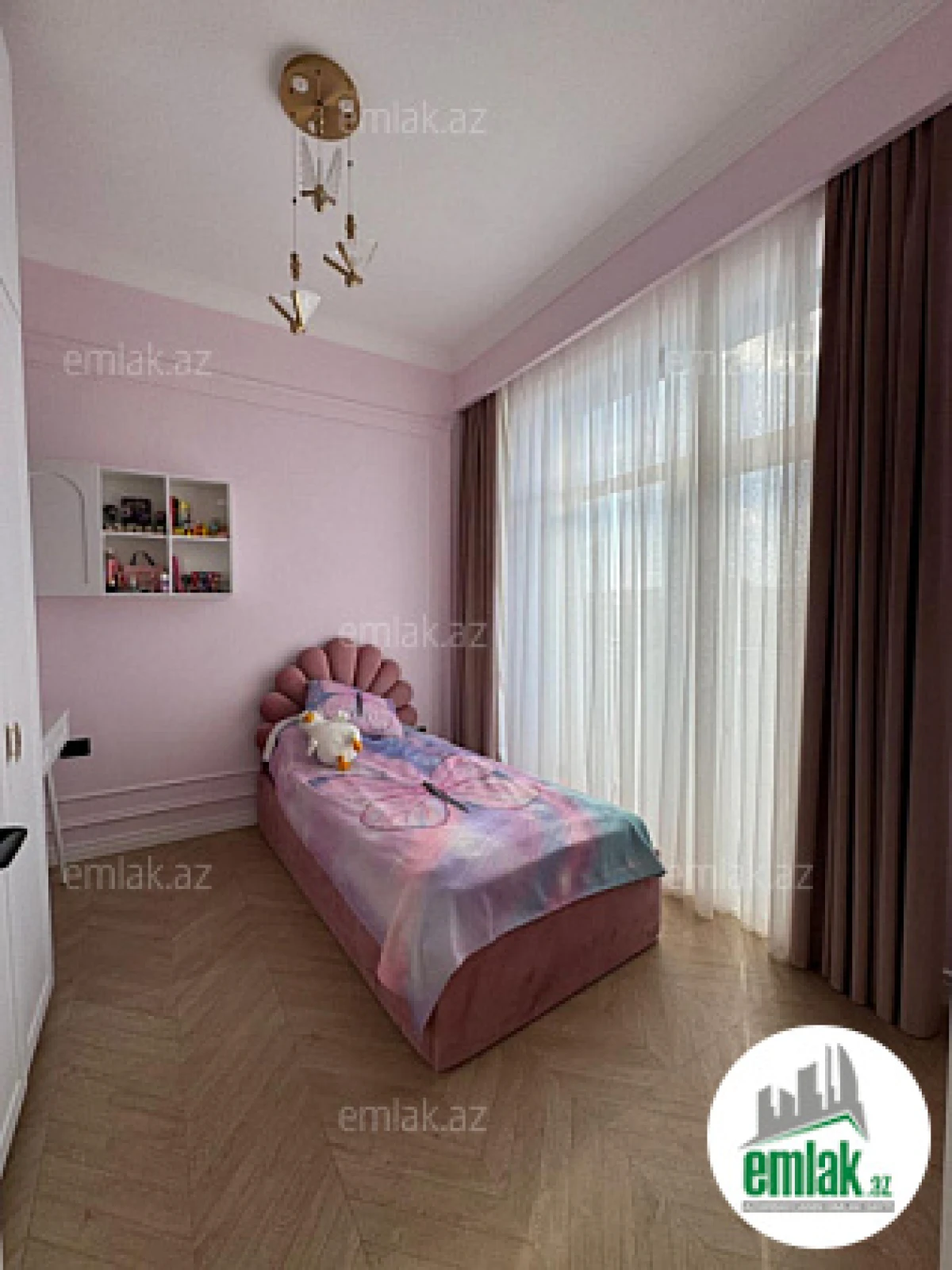 Satılır 3 otaqlı köhnə tikili 95 m²