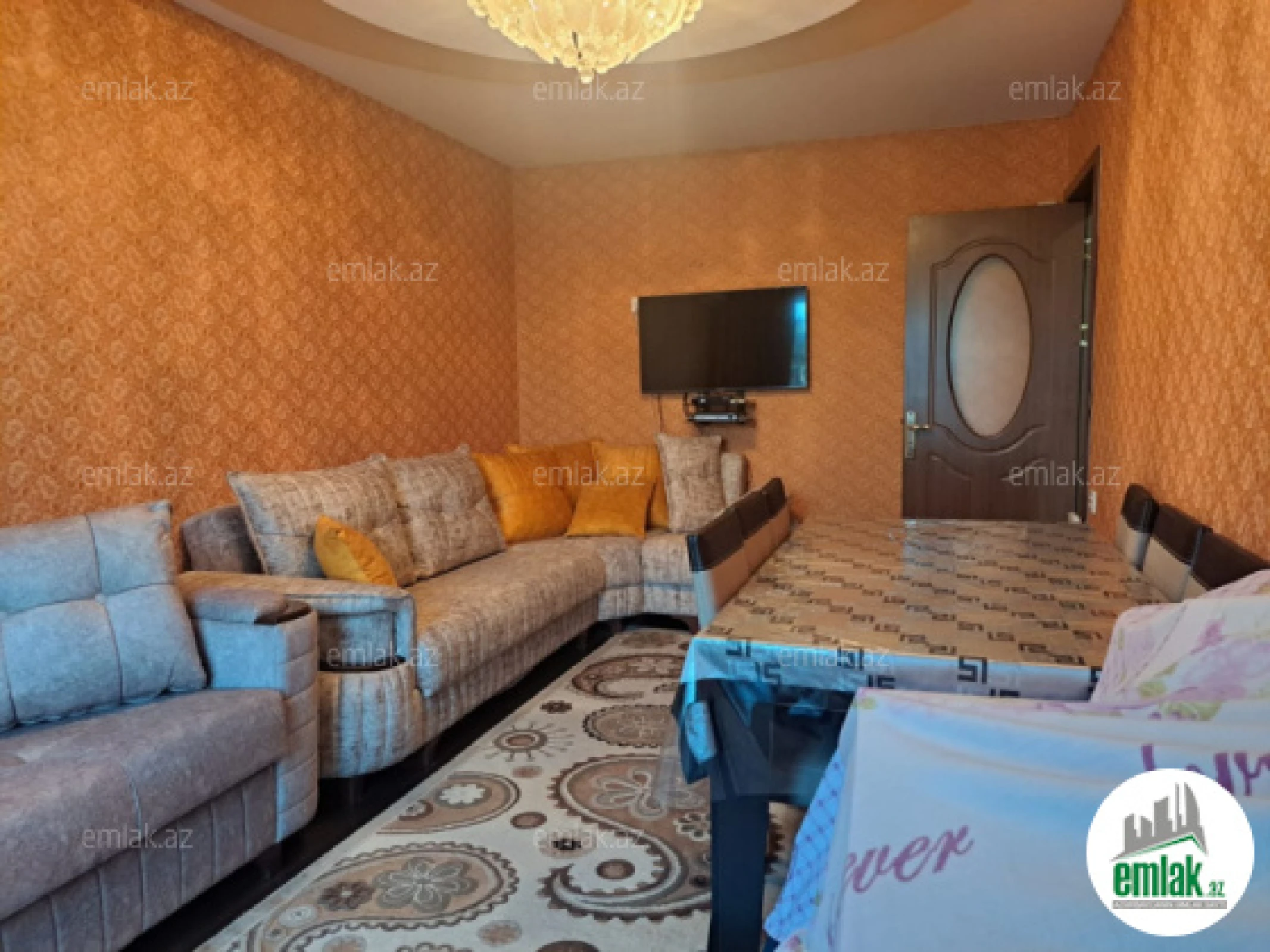 Satılır 2 otaqlı köhnə tikili 60 m²