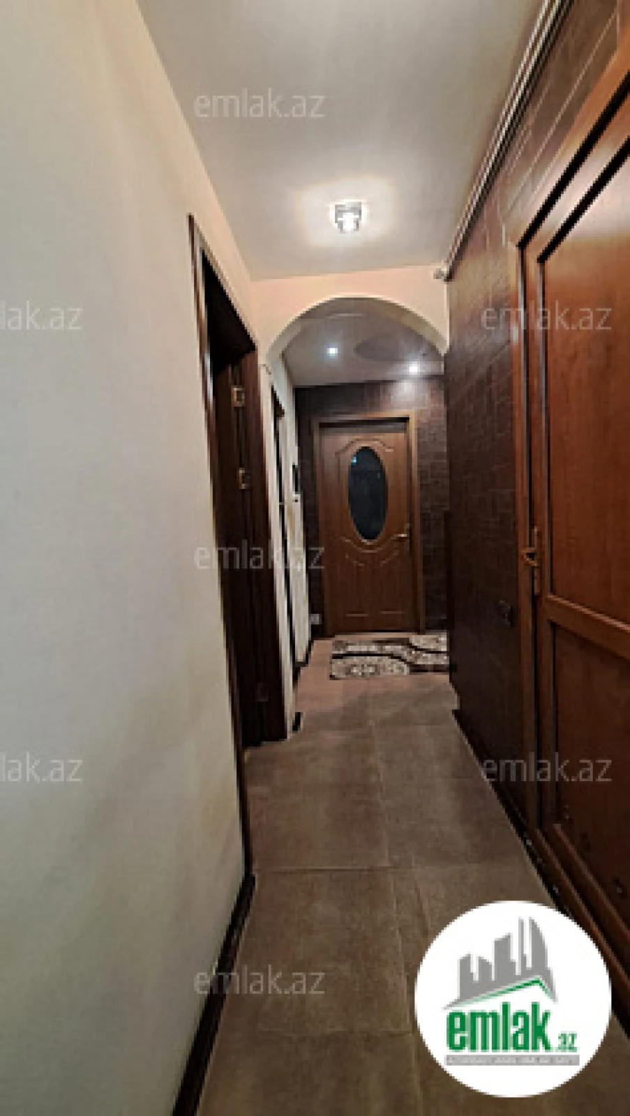 Satılır 2 otaqlı köhnə tikili 60 m²