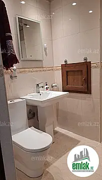 Satılır 2 otaqlı köhnə tikili 60 m²