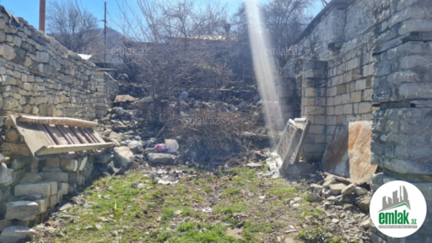 Satılır torpaq sahəsi 1.2 m²