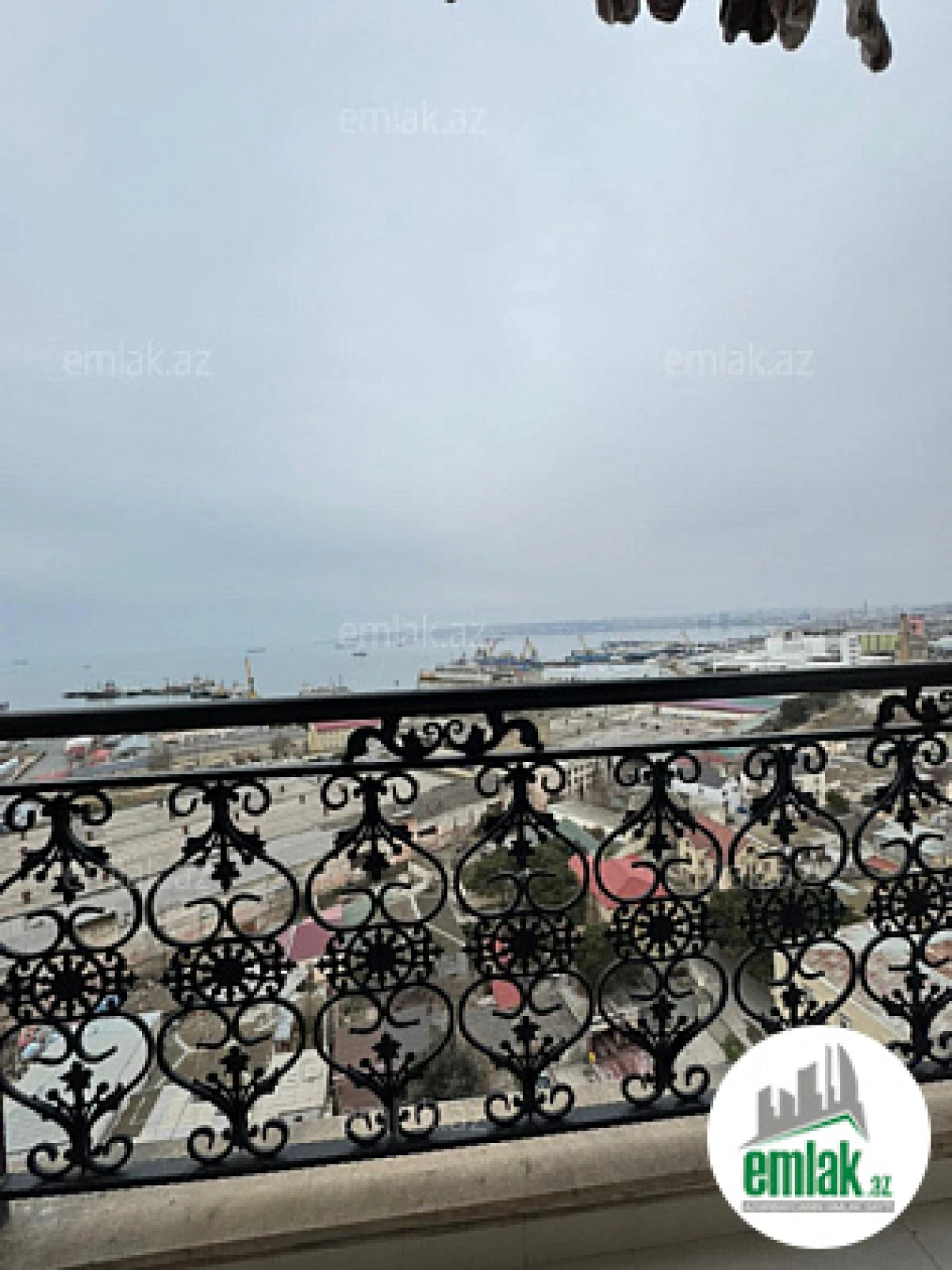 Satılır 2 otaqlı yeni tikili 65 m²