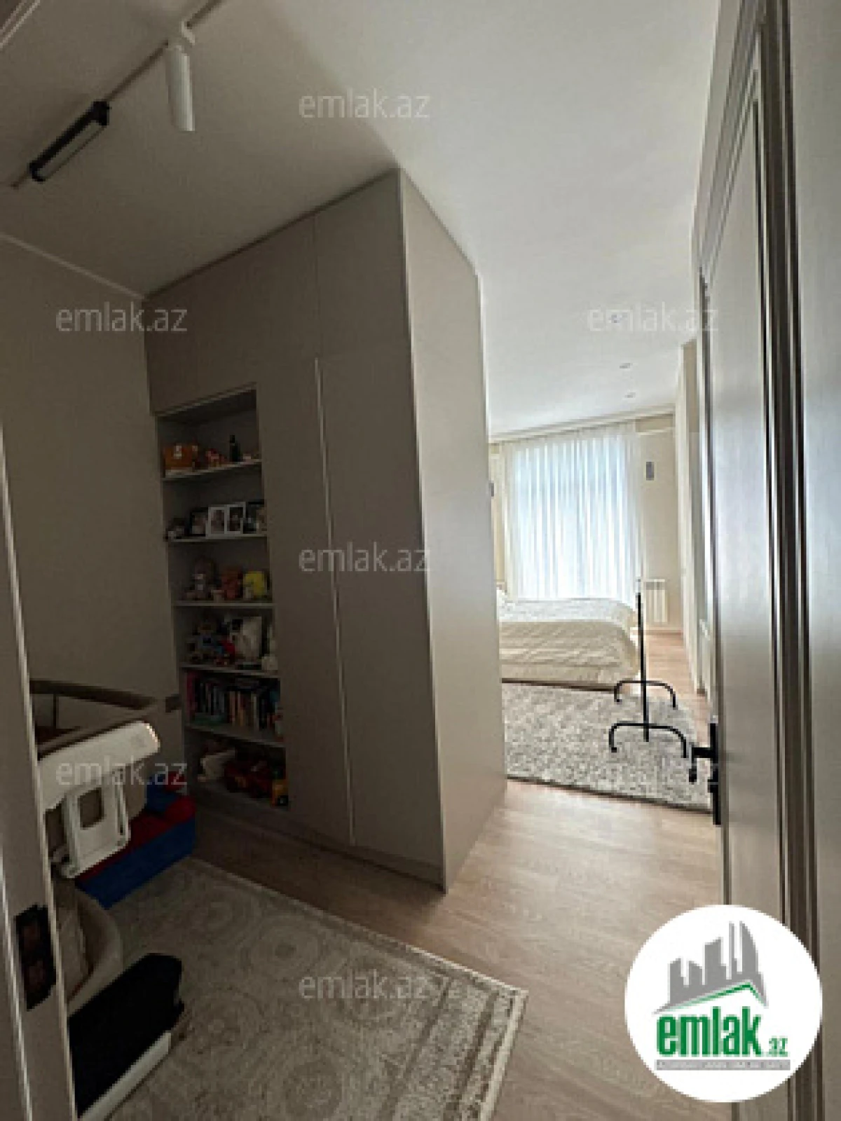 Satılır 2 otaqlı yeni tikili 65 m²