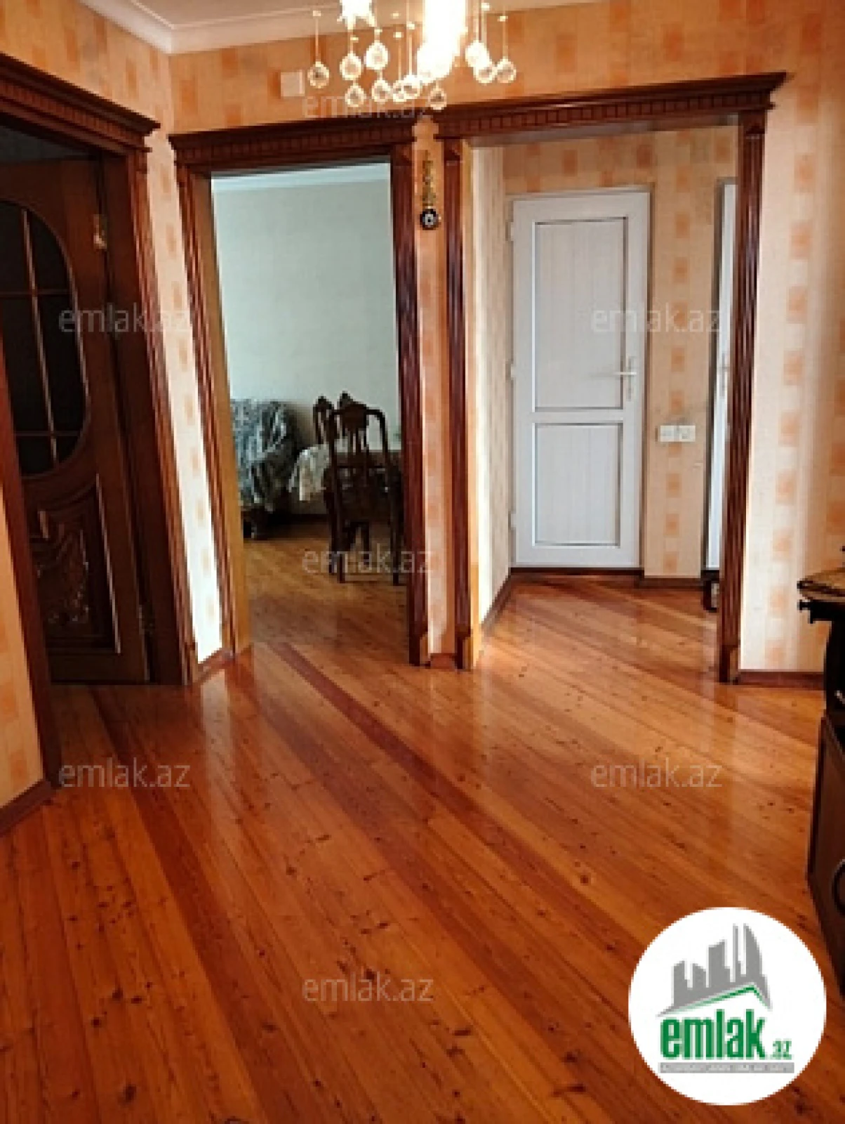 Satılır 3 otaqlı köhnə tikili 80 m²