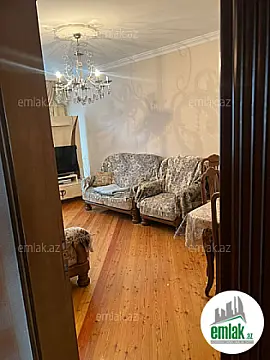 Satılır 3 otaqlı köhnə tikili 80 m²