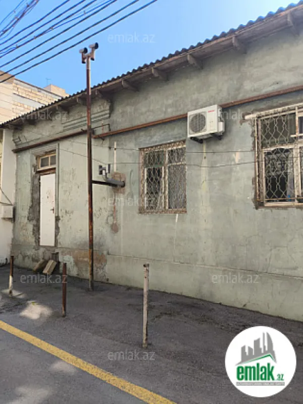 Satılır 3 otaqlı həyət evi 170 m²