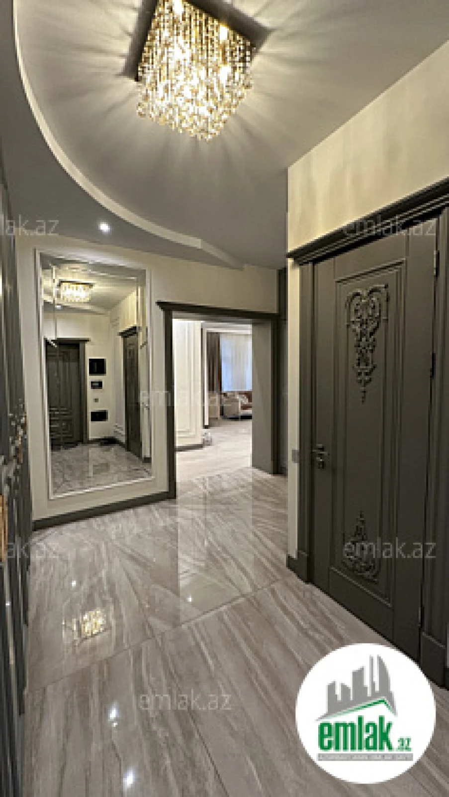 Satılır 3 otaqlı yeni tikili 157 m²