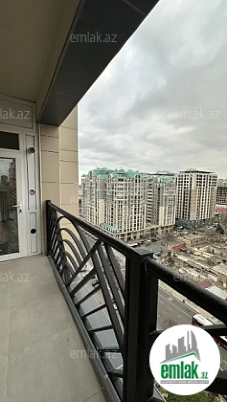 Satılır 3 otaqlı yeni tikili 157 m²