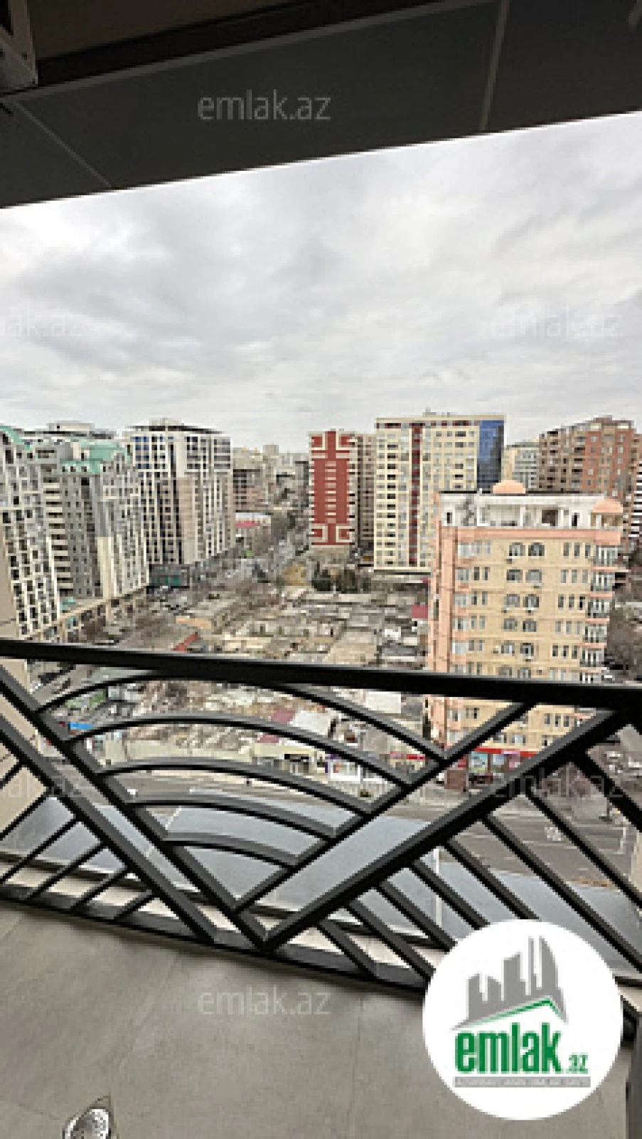 Satılır 3 otaqlı yeni tikili 157 m²