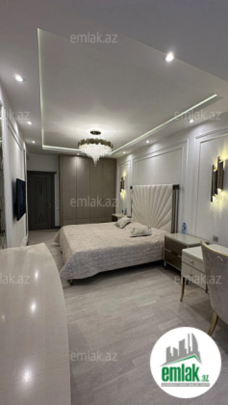 Satılır 3 otaqlı yeni tikili 157 m²