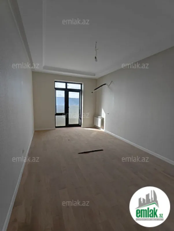 Satılır 3 otaqlı yeni tikili 75 m²