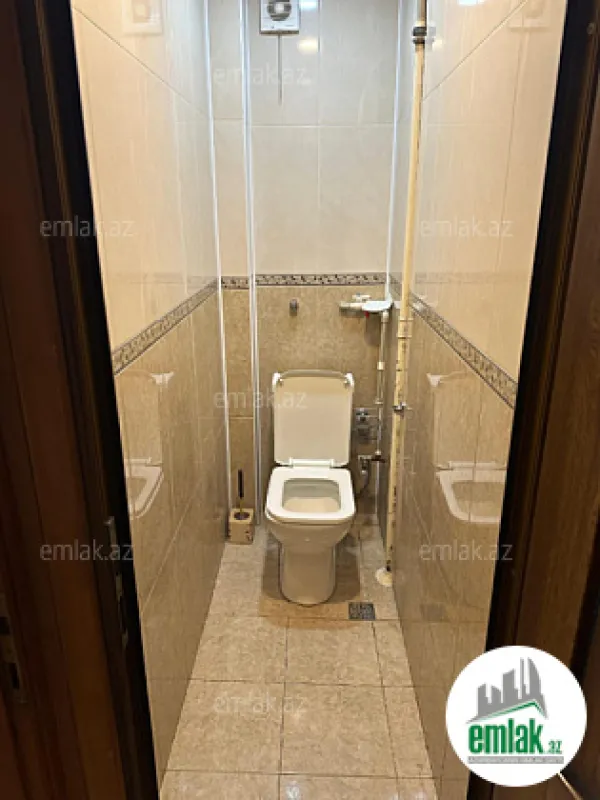 Satılır 5 otaqlı köhnə tikili 120 m²