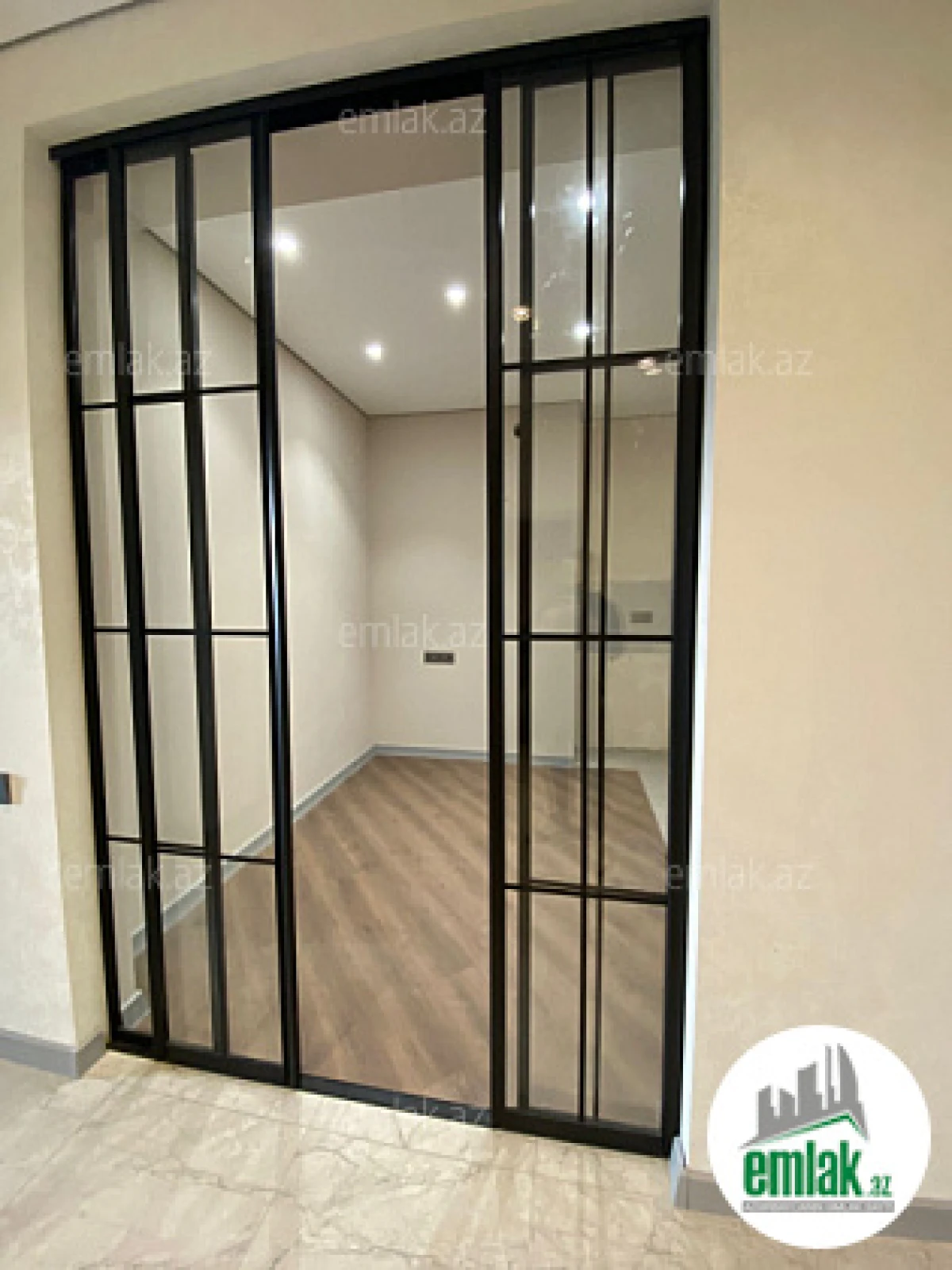 Satılır 3 otaqlı yeni tikili 100 m²