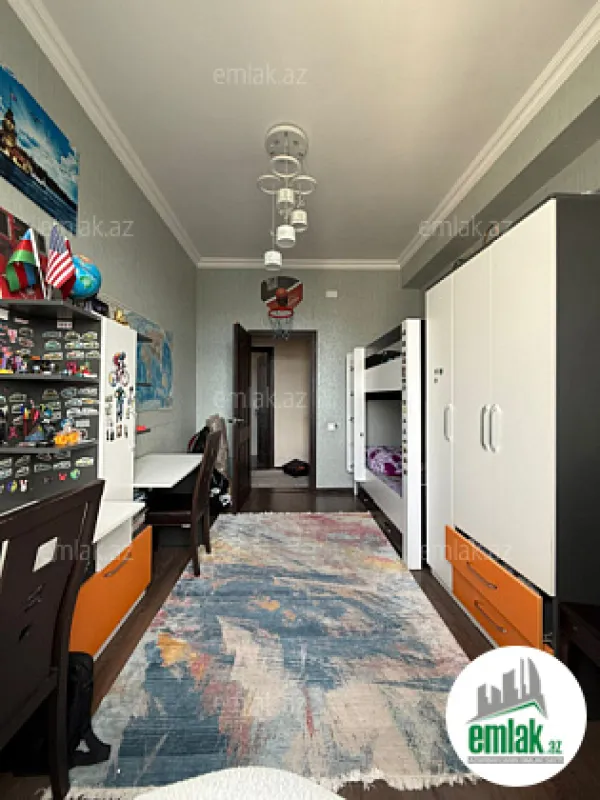 Satılır 3 otaqlı yeni tikili 72 m²