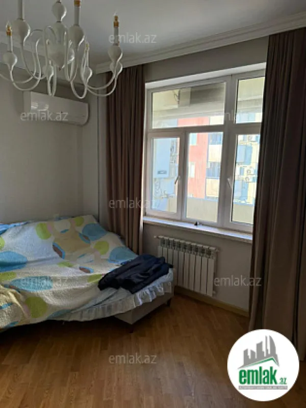 Satılır 3 otaqlı yeni tikili 81 m²