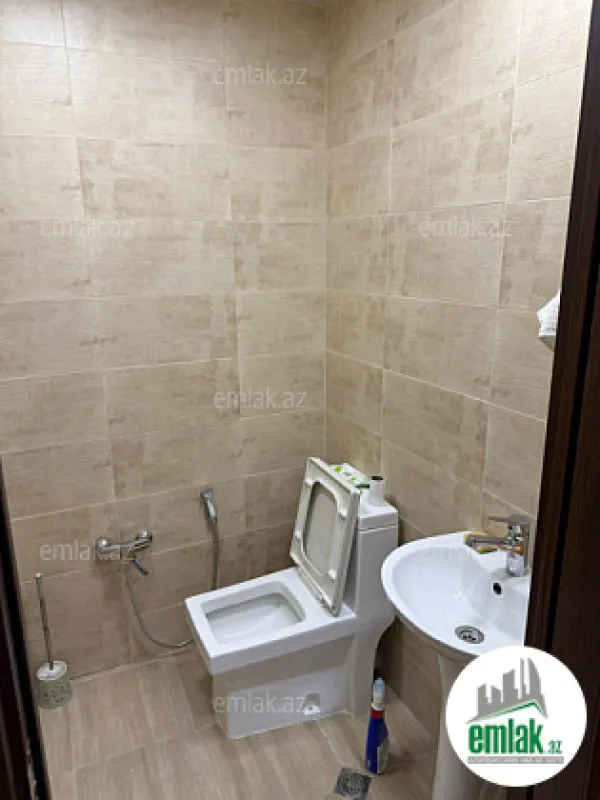 Satılır 3 otaqlı yeni tikili 81 m²