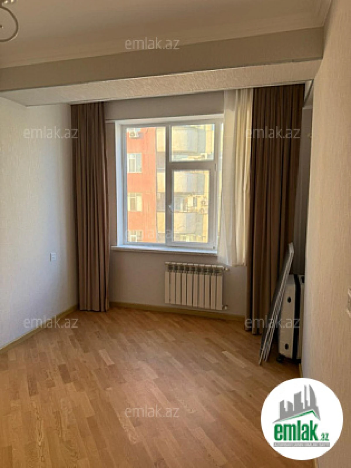 Satılır 3 otaqlı yeni tikili 81 m²