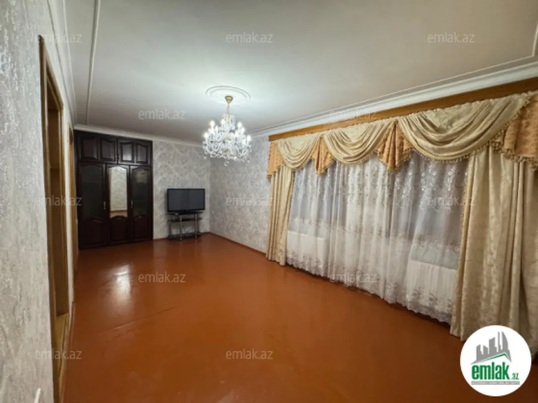 Satılır 3 otaqlı köhnə tikili 67 m²