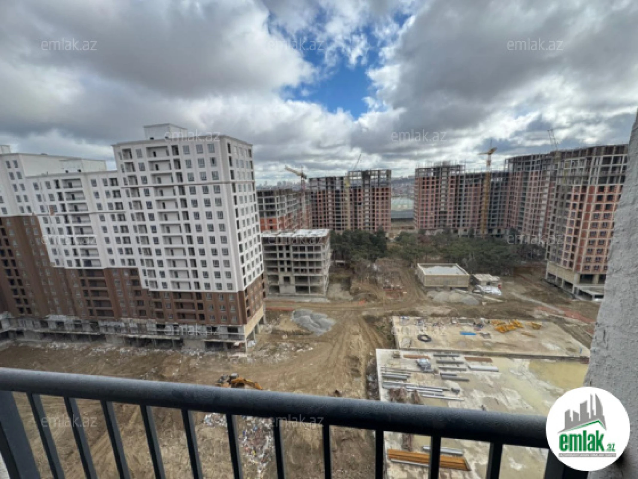 Satılır 1 otaqlı yeni tikili 52 m²