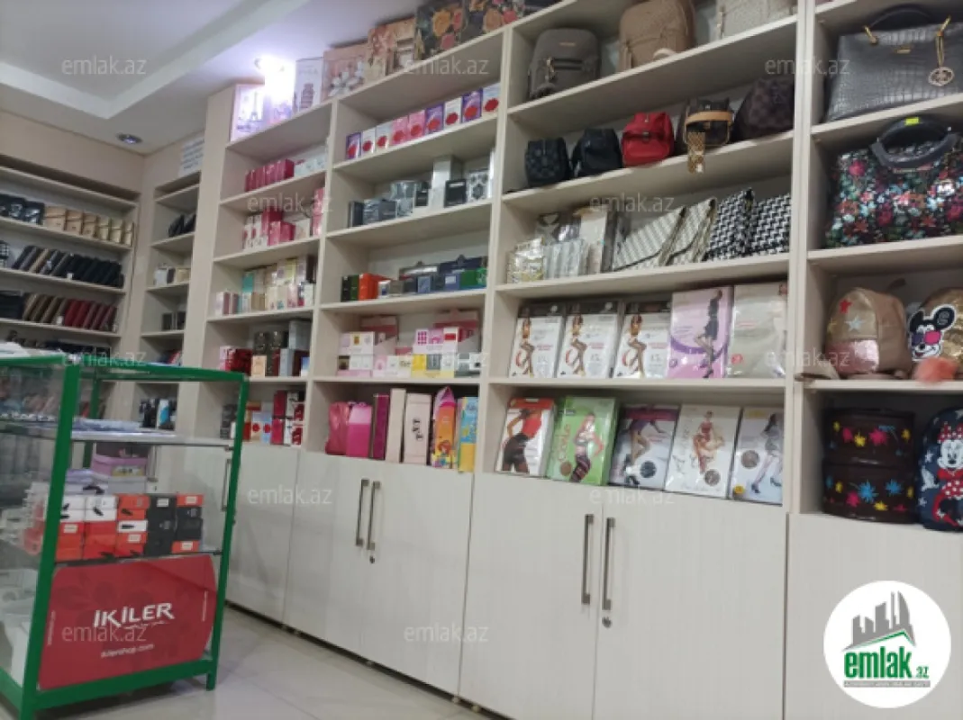 Satılır 4 otaqlı obyekt 90 m²