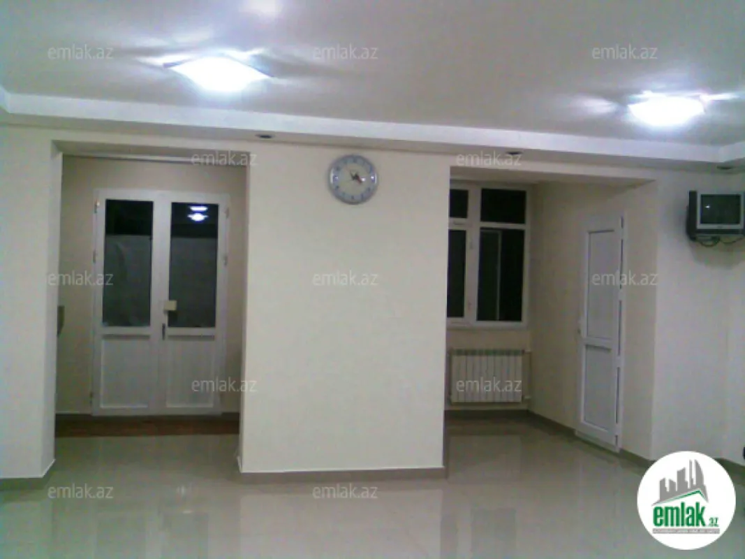 Satılır 4 otaqlı obyekt 90 m²