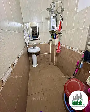 Satılır 2 otaqlı köhnə tikili 65 m²