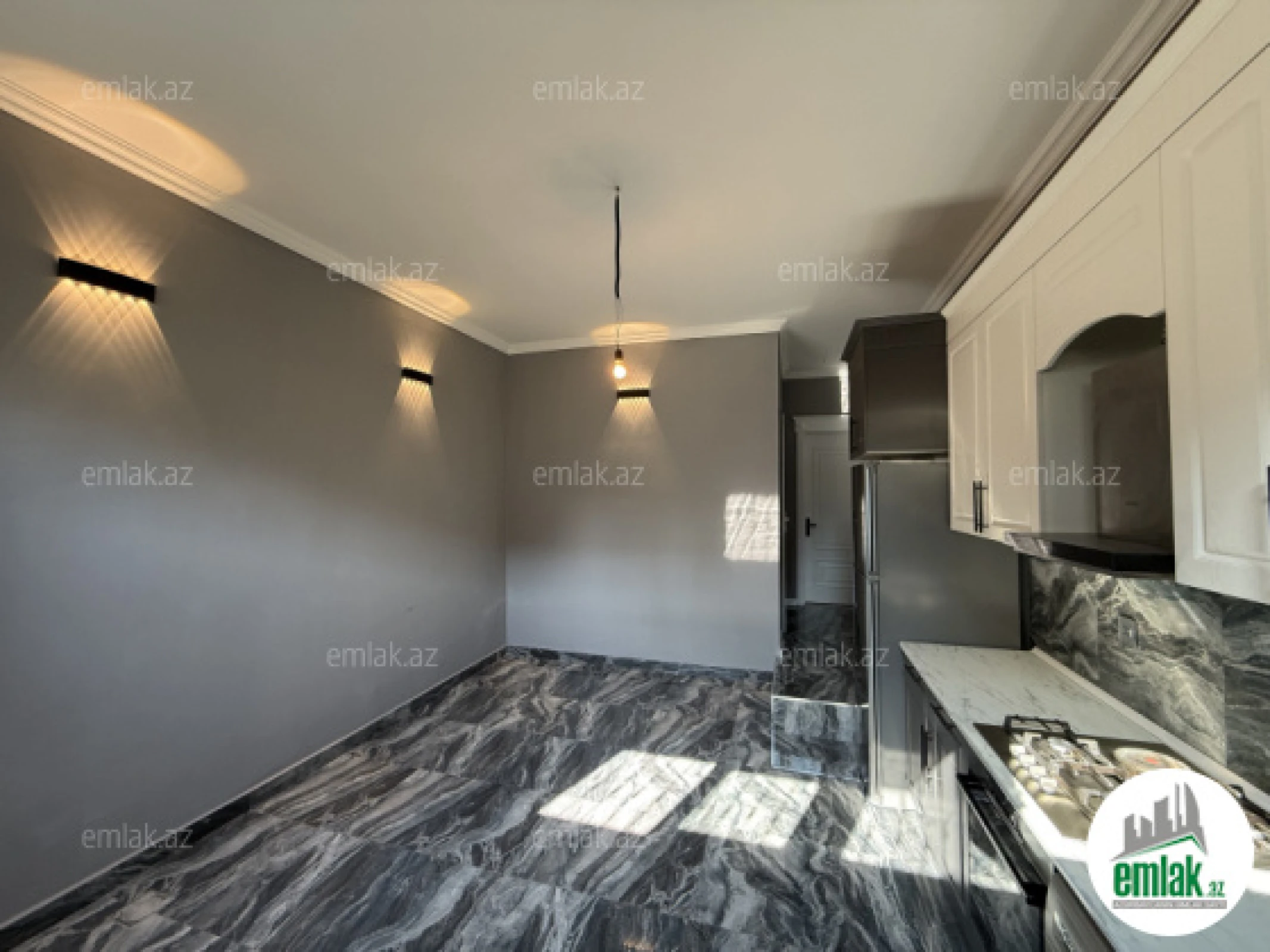 Satılır 4 otaqlı həyət evi 100 m²