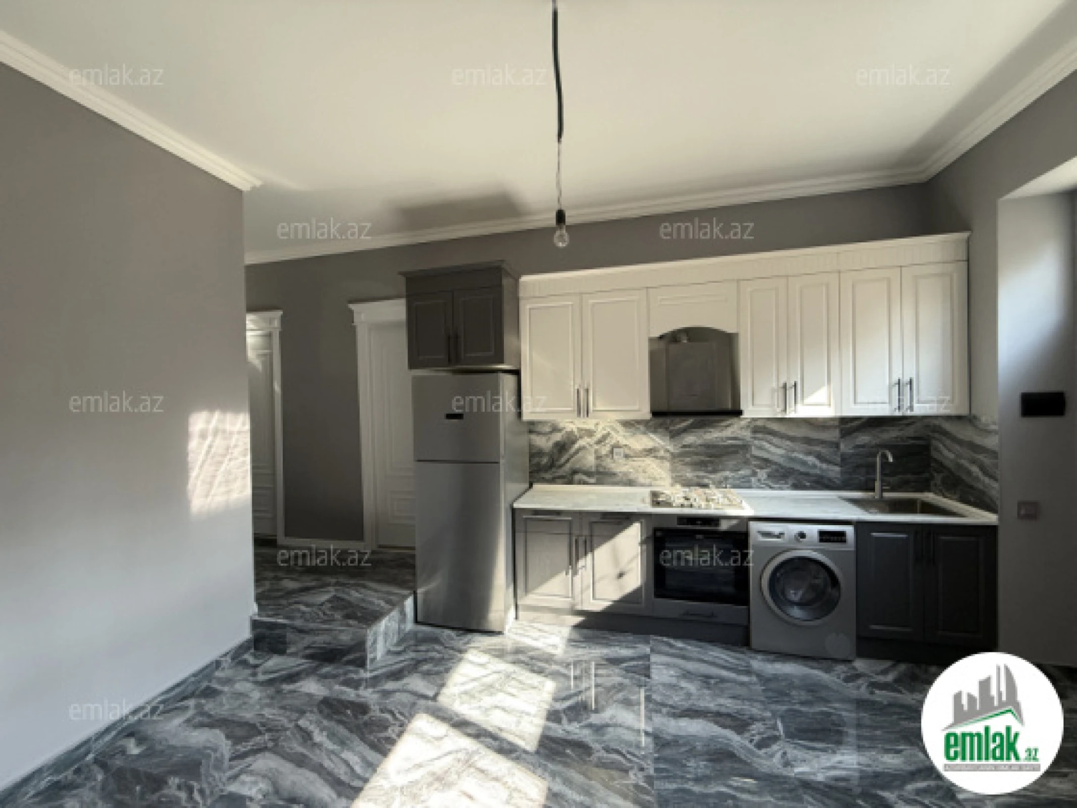 Satılır 4 otaqlı həyət evi 100 m²