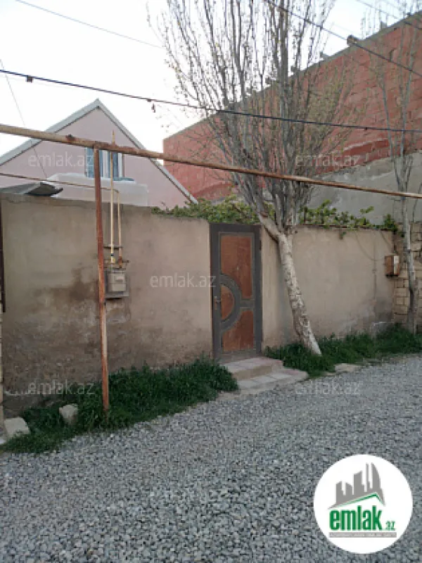Satılır 2 otaqlı həyət evi 55 m²