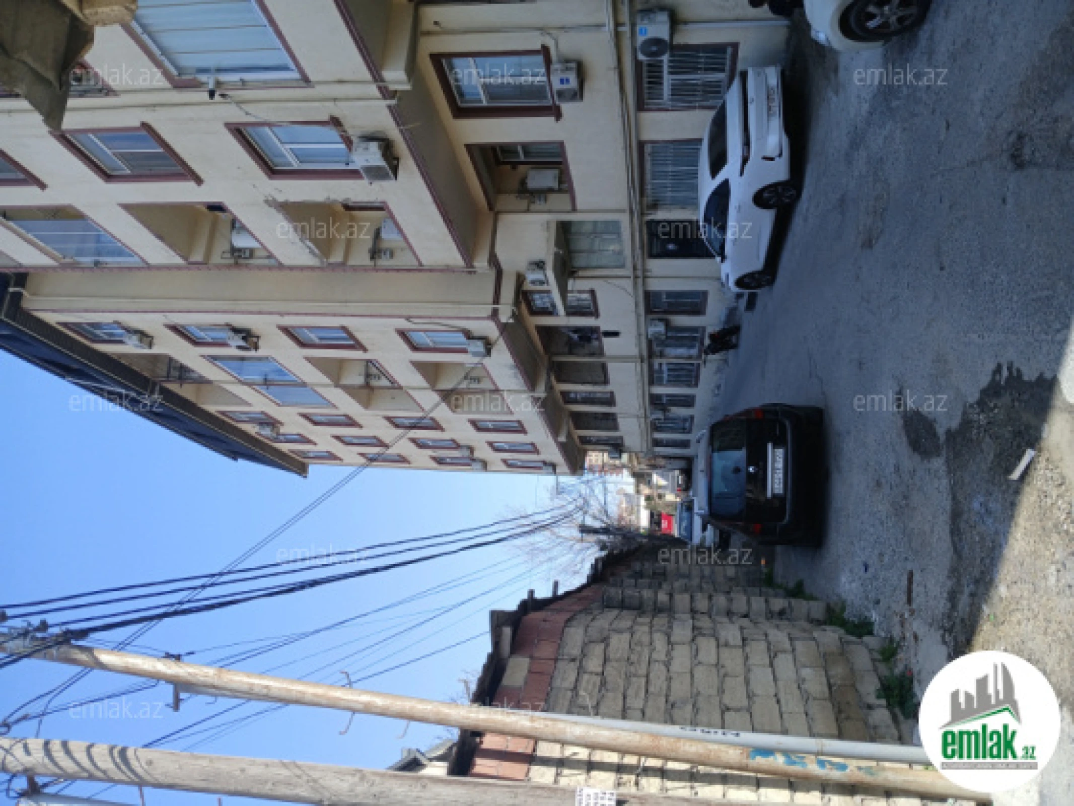 Satılır 2 otaqlı yeni tikili 64 m²