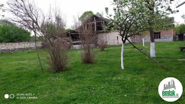 Satılır torpaq sahəsi 450 m²