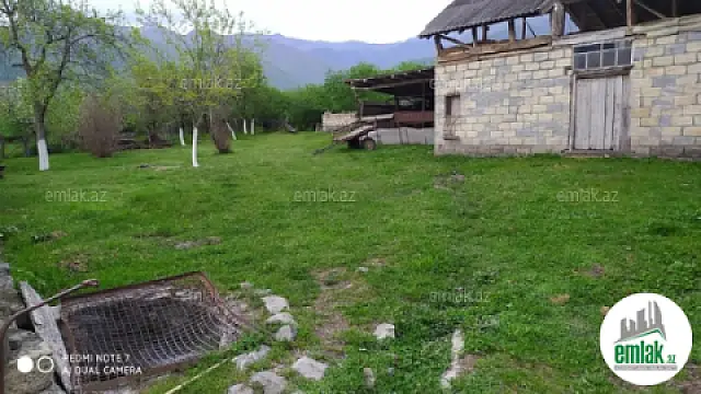 Satılır torpaq sahəsi 450 m²