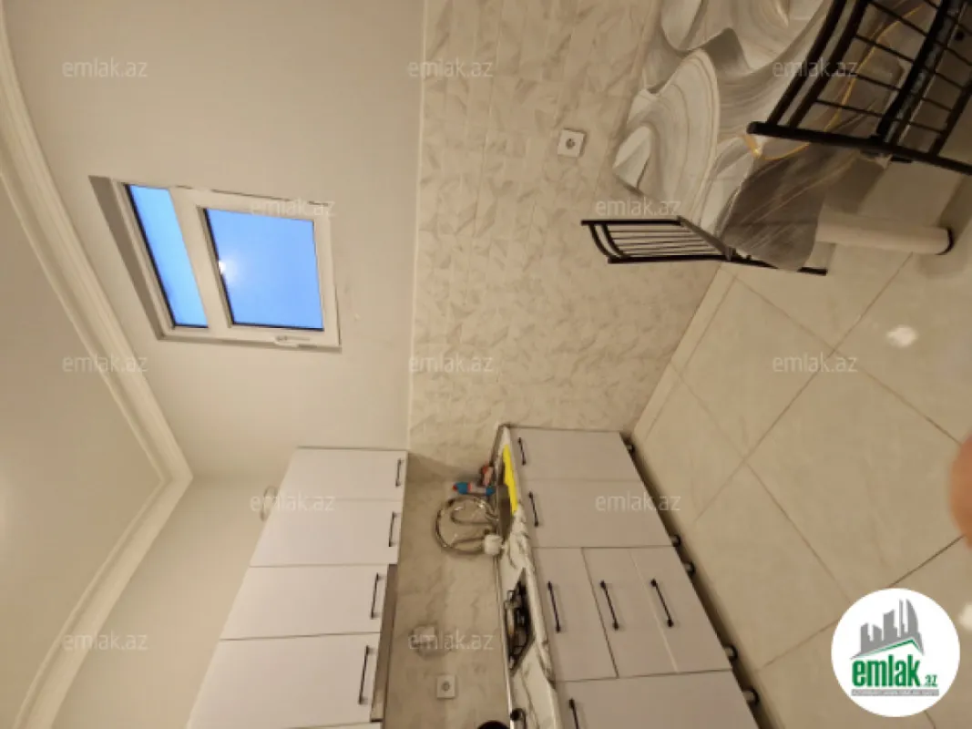 Satılır 8 otaqlı obyekt 208 m²