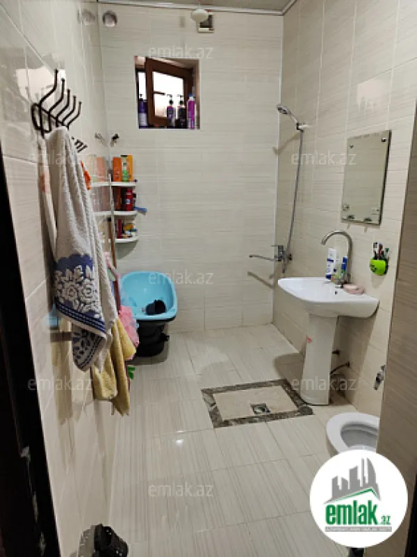 Satılır 4 otaqlı həyət evi 120 m²