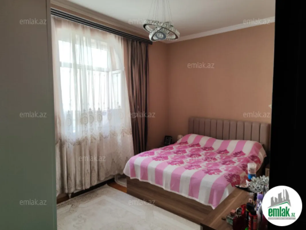 Satılır 4 otaqlı həyət evi 120 m²
