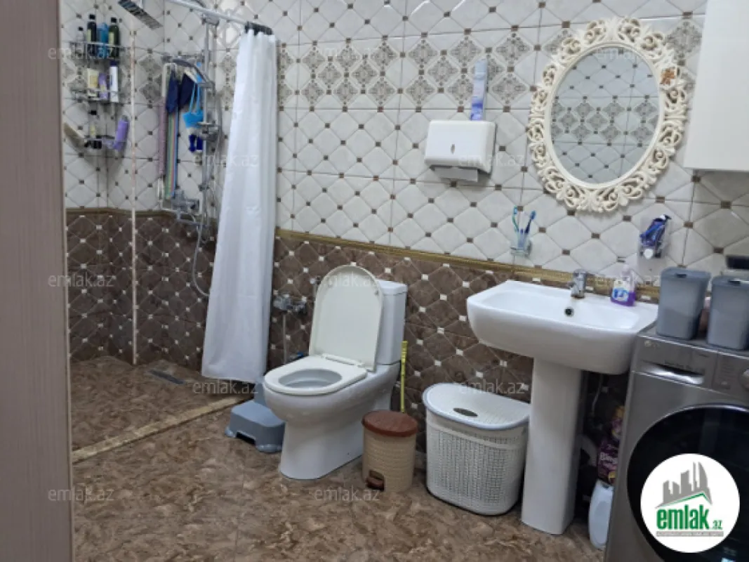 Satılır 4 otaqlı həyət evi 200 m²