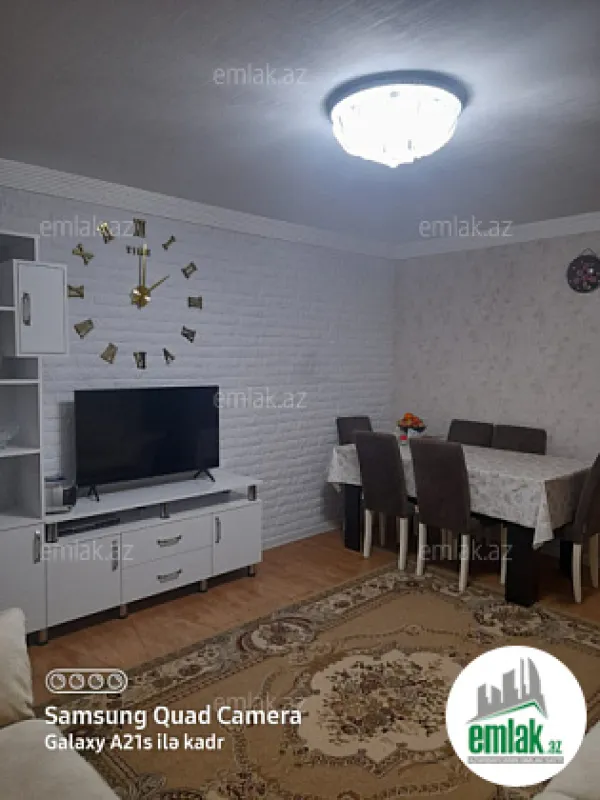Satılır 6 otaqlı həyət evi 240 m²