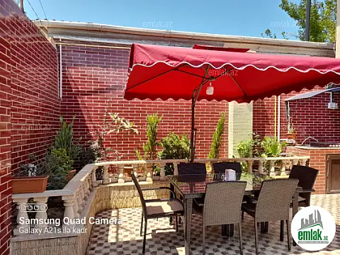 Satılır 6 otaqlı həyət evi 240 m²