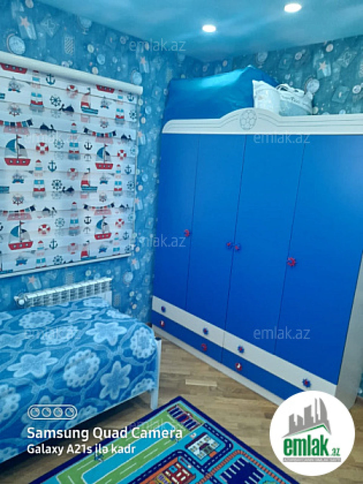 Satılır 6 otaqlı həyət evi 240 m²