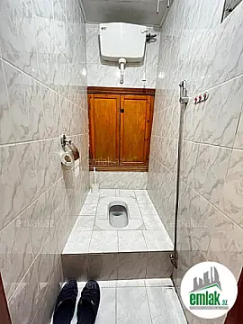 Satılır 3 otaqlı köhnə tikili 70 m²