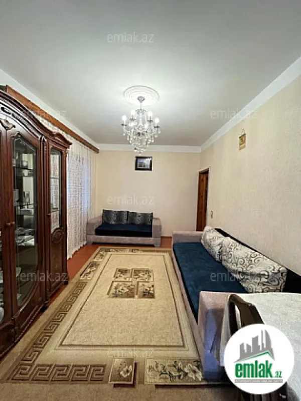 Satılır 3 otaqlı köhnə tikili 70 m²