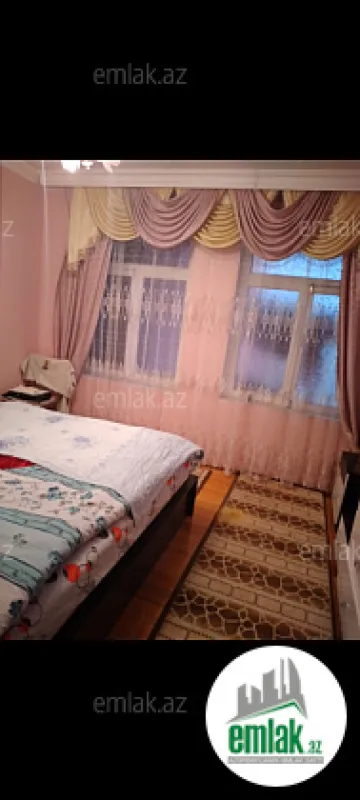 Satılır 4 otaqlı həyət evi