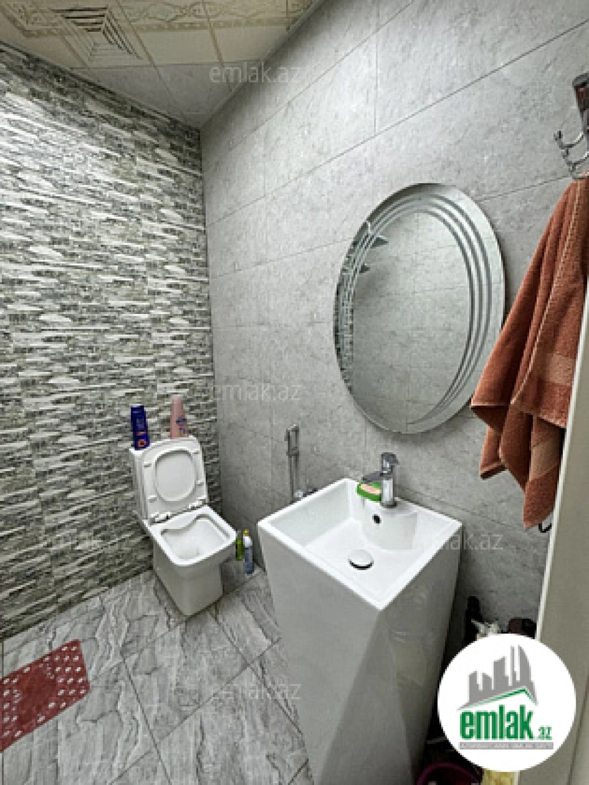 Satılır 2 otaqlı yeni tikili 83 m²