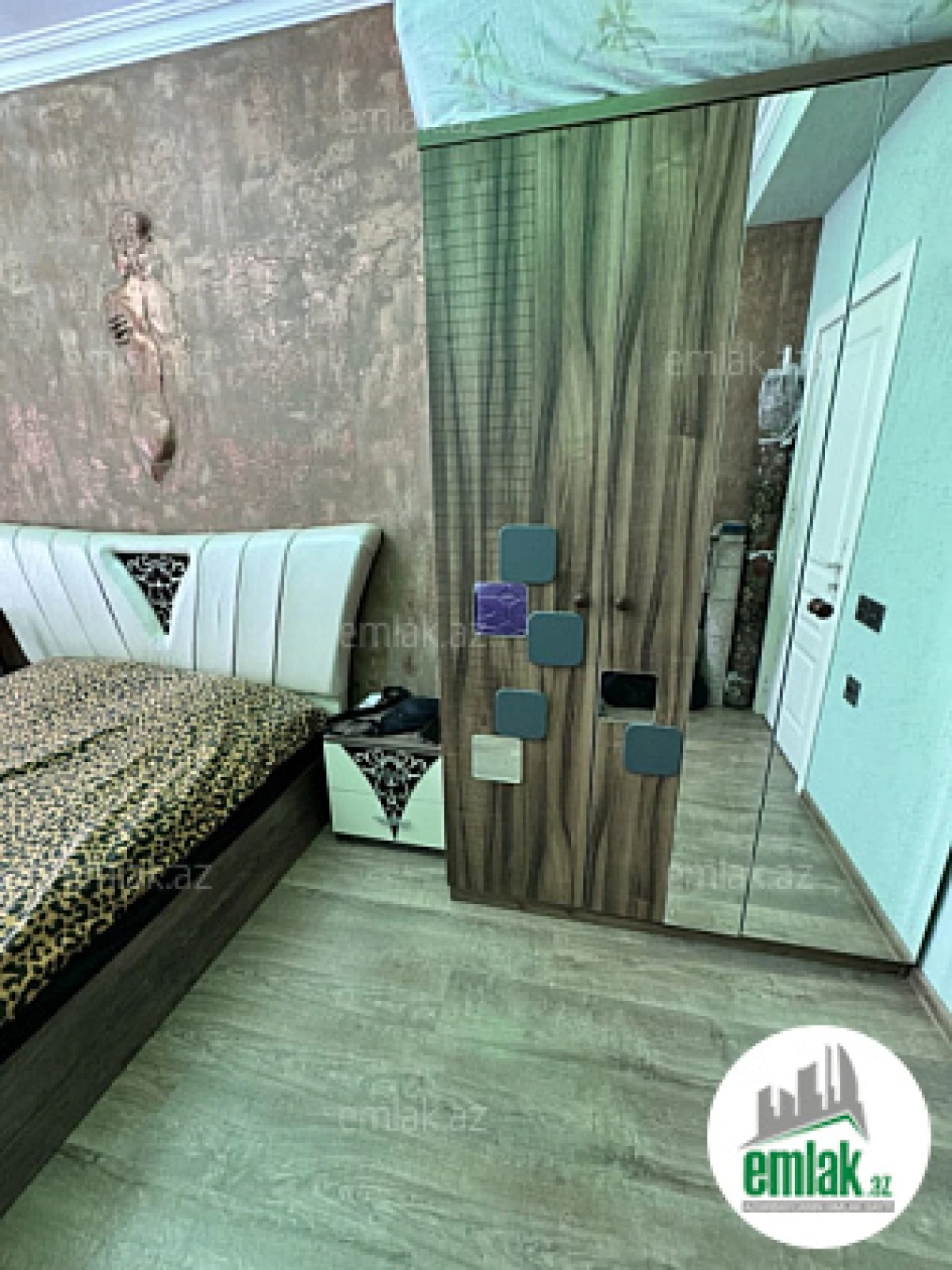 Satılır 2 otaqlı yeni tikili 83 m²