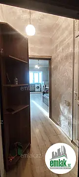 Satılır 1 otaqlı köhnə tikili 30 m²