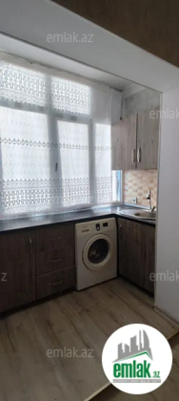 Satılır 1 otaqlı köhnə tikili 30 m²