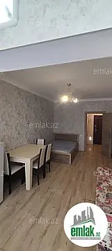 Satılır 1 otaqlı köhnə tikili 30 m²