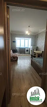 Satılır 1 otaqlı köhnə tikili 30 m²