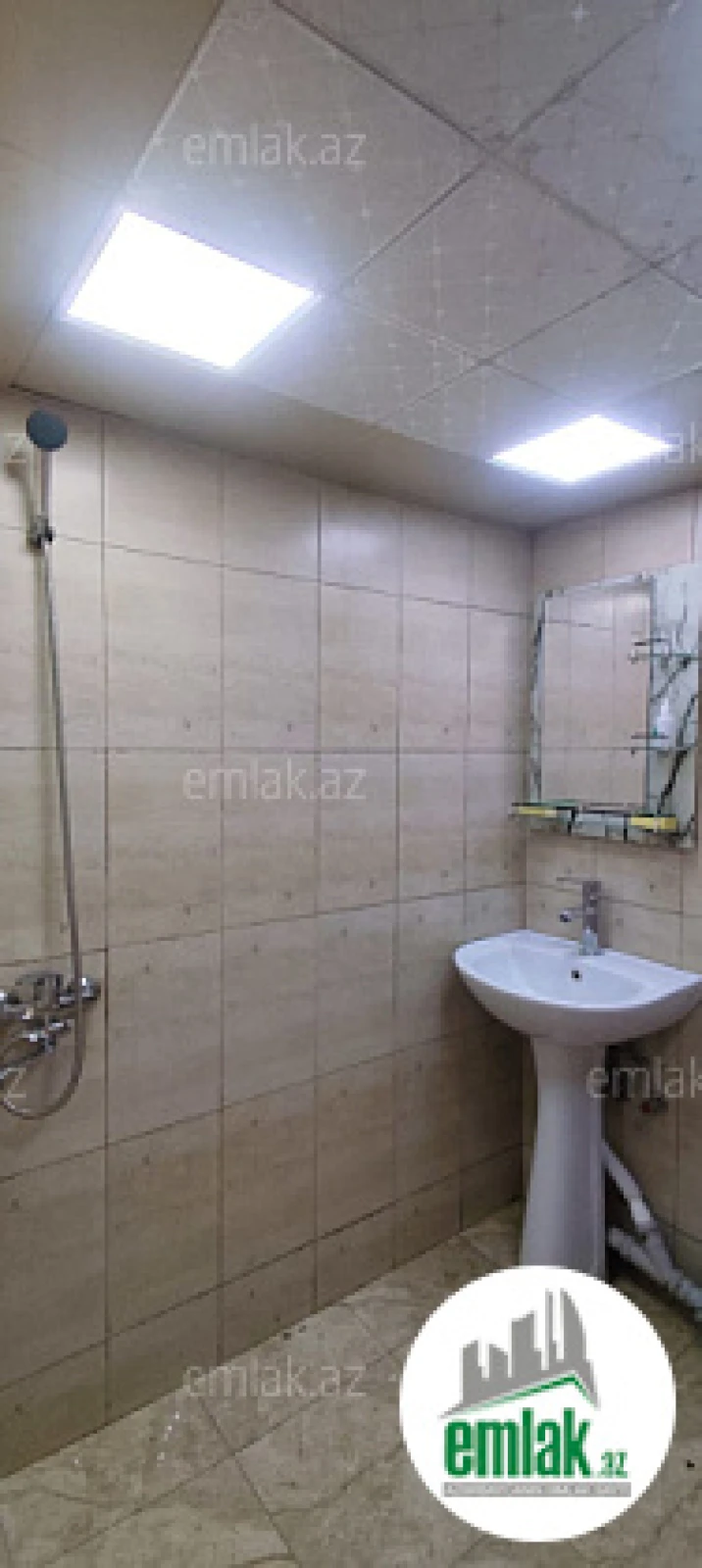 Satılır 1 otaqlı köhnə tikili 30 m²