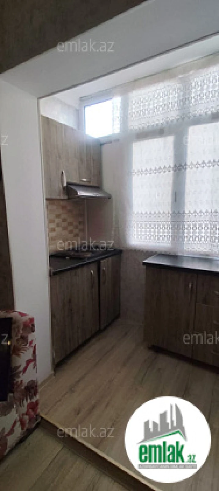 Satılır 1 otaqlı köhnə tikili 30 m²